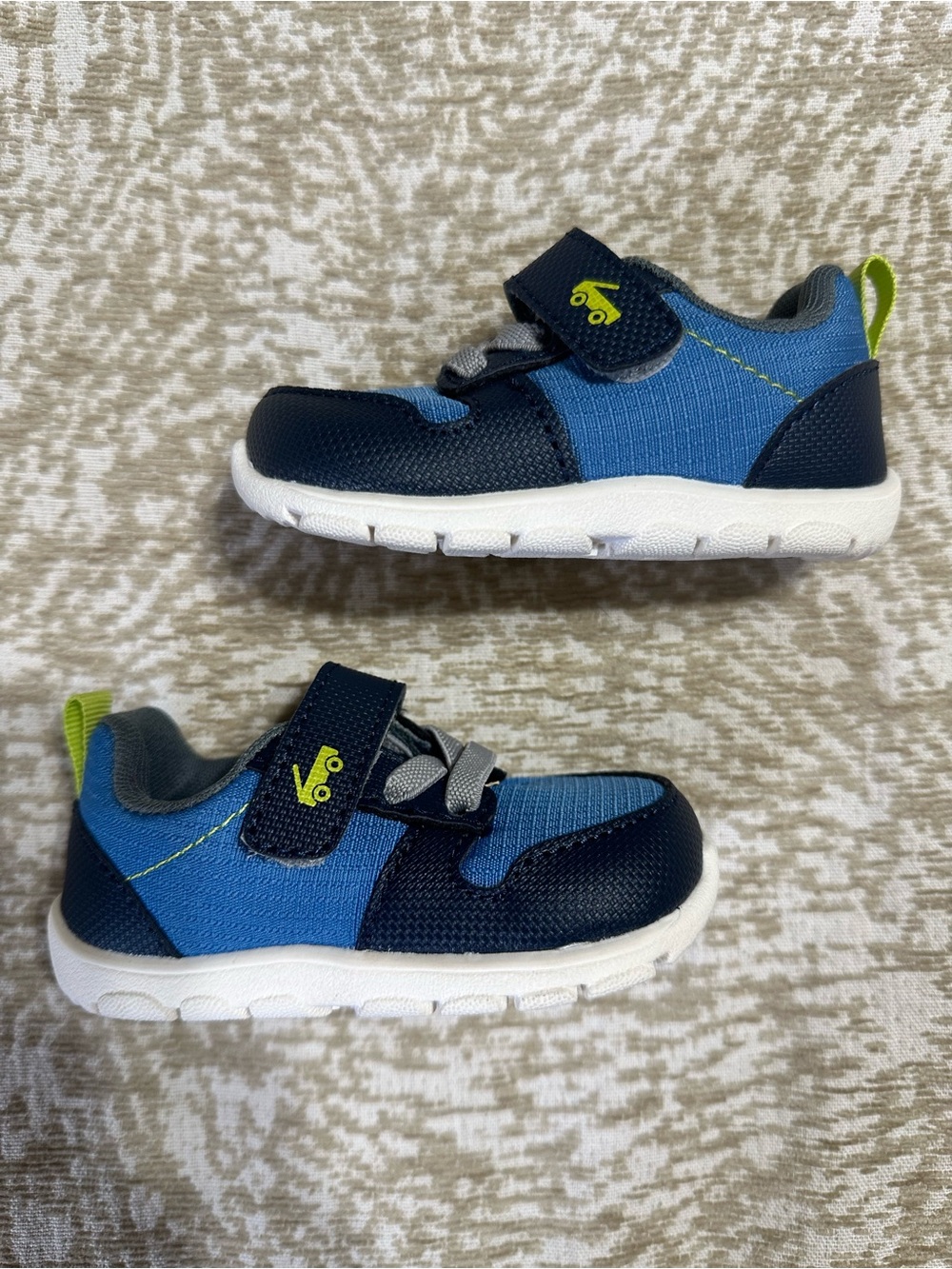See Kai Run Blue Tenny Sneakers- Light blue - 5c